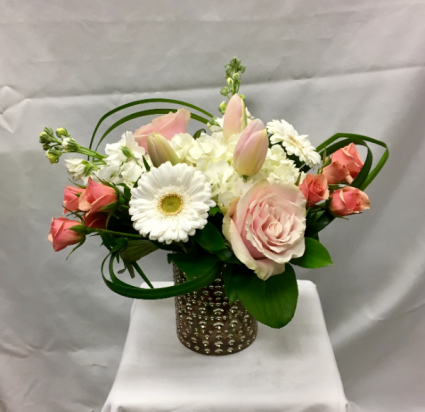 Blush N Bashful Fresh Floral Design