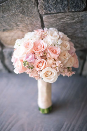 Blush wedding bouquet 