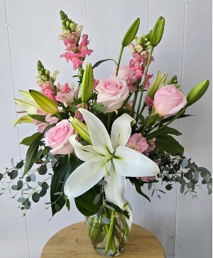 Blushing Lily Bouquet Flower Arrangement