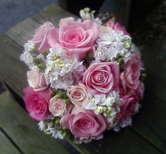 Bouquet*  Blushing Pearls 