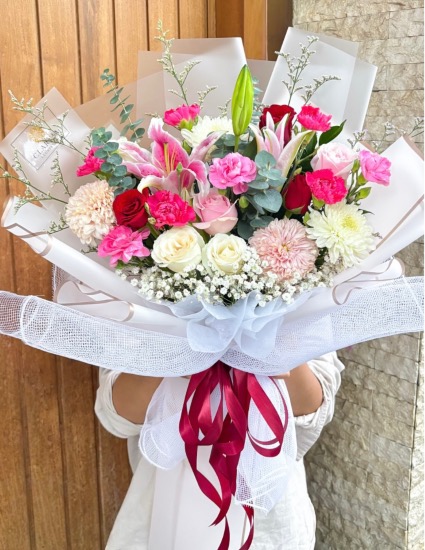 Blushing Romance Anniversary / Birthday / Graduation/ New Baby 