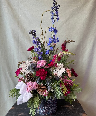 Blushing Winter Meadow  in La Grande, OR | FITZGERALD FLOWERS