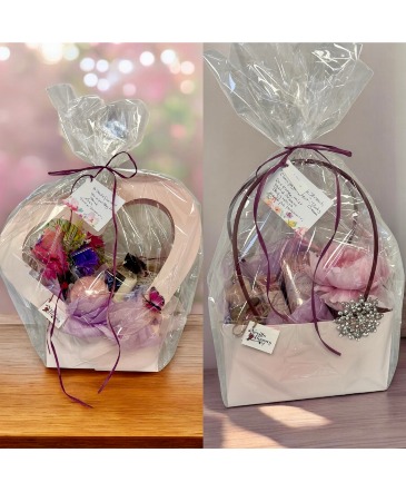 Body Care Gift Set with Silk Bouquet Gifts in Montoursville, PA | NEVILLS FLOWERS