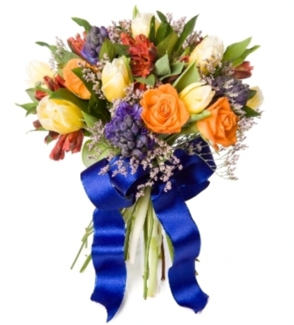 Bold and Beautiful bouquet in Abbotsford, BC - BUCKETS FRESH FLOWER ...