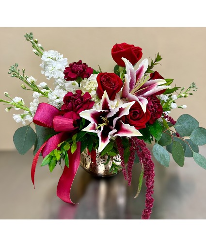 Bold and Beautiful arrangement of flowers