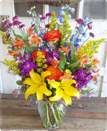 Bold And Beautiful Vase Arrangement In Greensboro Nc Sedgefield