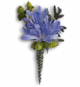 BOLD AND BLUE BOUTONNIERE PROM