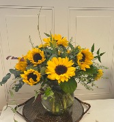 Boone Hall Sunrise Vase Arrangement