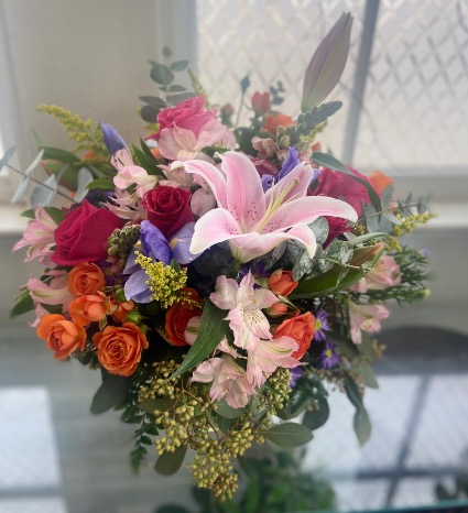 Bougie girl Vase arrangement 