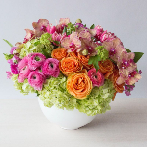 Bountiful Bowl of Spring in Oakville, ON | ANN'S FLOWER BOUTIQUE-Wedding & Event Florist Bountiful Bowl of Spring in Oakville, ON | ANN'S FLOWER BOUTIQUE-Wedding & Event Florist