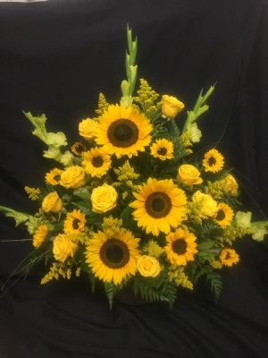 Bountiful Sun Accent Sympathy Arrangement in Red Lake, ON | FOREVER GREEN GIFT BOUTIQUE Bountiful Sun Accent Sympathy Arrangement in Red Lake, ON | FOREVER GREEN GIFT BOUTIQUE