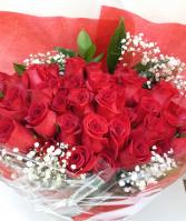 BOUQUET OF FOUR DOZEN RED ROSES WITH BABY'S BREATH 