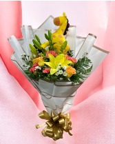 BOUQUET OF MIXED FLOWERS 