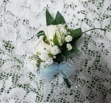 Boutonniere  in Destrehan, LA | Plantation Decor