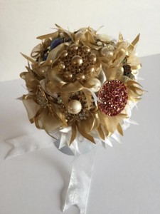 Bridal Bouquet - Queen Golden Royale Design