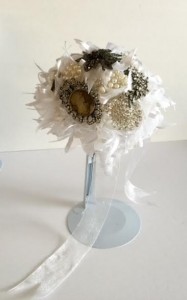 Bridal Bouquet - Queen Nostalgic Design