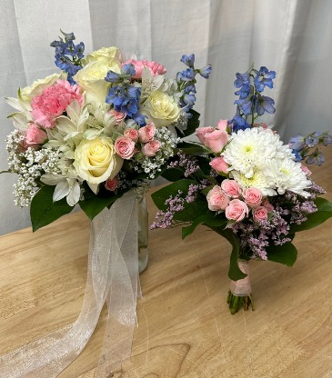 Bride & Bridesmaid's Bouquet Wedding Bouquet in Lewiston, ME | BLAIS FLOWERS & GARDEN CENTER