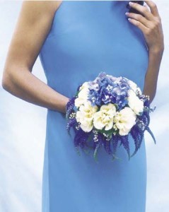 blue bridesmaid bouquets