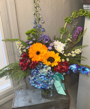 Bright memories Assorted florals