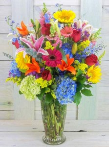 Bright N Beautiful   in Bedford, NH | Dixieland Florist & Gift Shop Inc.