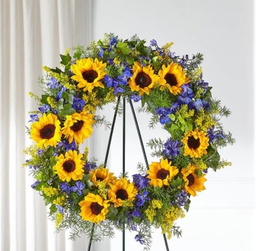Bright Rays Wreath  in Frederick, MD | Maryland Florals