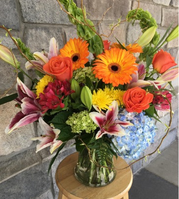 Bright Saratoga Fall   in Saratoga Springs, UT | Saratoga Flower Studio