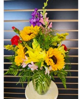 Brighten Your Day  in Frankfort, Kentucky | Ruby's Flowers & Gifts