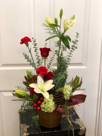 Bringing Holiday Cheer Holiday Centerpiece