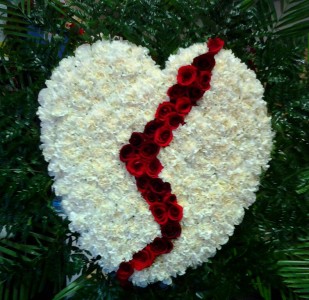 BROKEN HEART++++ SYMPATHY ARRANGEMENT in East Northport, NY - FLOWERS BY FRED