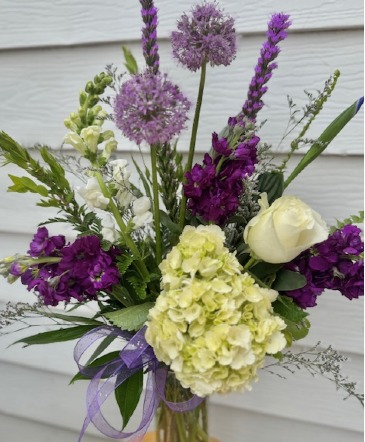 Bronc Inspired Designers Choice Graduation in Belle Fourche, SD | Belle Flowers + Co Bronc Inspired Designers Choice Graduation in Belle Fourche, SD | Belle Flowers + Co