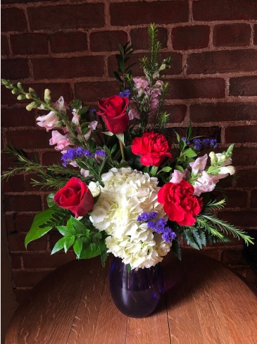 Brooke's Favorite  in Jefferson City, MO | RIVER CITY FLORIST & GIFTS