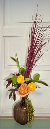 Bubble Bud Vase Arrangement