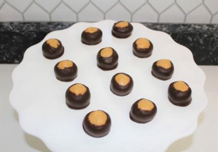 Buckeyes Fruit & Berries