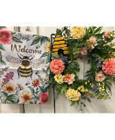 Bumble bee wreath and flag Wreath/ Silk/ Flag
