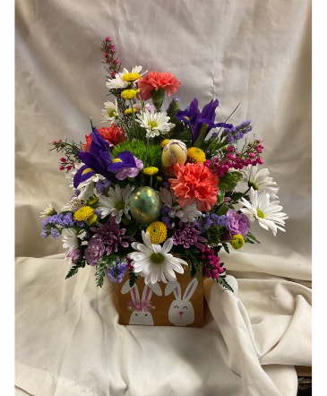 Bunny hop Wooden box with hand painted bunnies in Fairfield, OH | NOVACK-SCHAFER FLORIST Bunny hop Wooden box with hand painted bunnies in Fairfield, OH | NOVACK-SCHAFER FLORIST