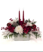 Burgundy & White Centerpiece  2 Candle in White Box 