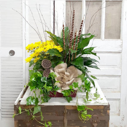 Burlap and Blooms European Garden Basket