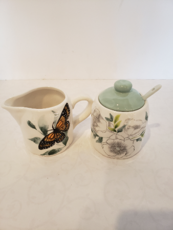 Butterfly Cream& Sugar Set Giftware