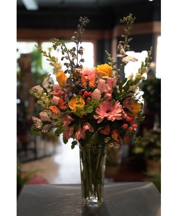 Butterfly Kisses Vase Design in South Milwaukee, WI | PARKWAY FLORAL INC.