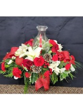 Beautifully Ellegant Winter FHF-C028 Fresh Flower Arrangement (Local Delivery Area Only)