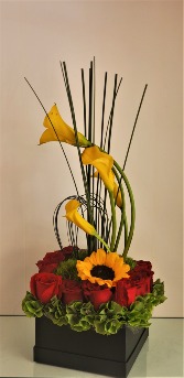 Cala Crossroad Love Love Arrangement