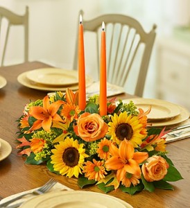 California Fields, Holiday Favorite! Traditional Centerpiece with Taper Candles