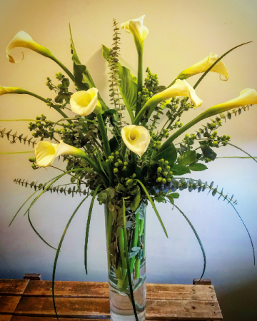 CALLA GALORE Table Arrangement