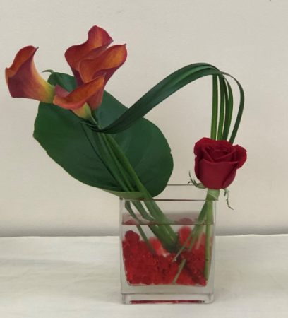 Calla Lillies and Single Rose Fresh Arrangement