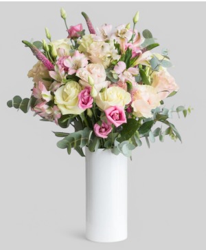 Amy Vase arrangement