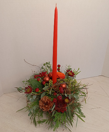 Candle Centerpiece  Designer's Choice in Glastonbury, CT | THE FLOWER DISTRICT