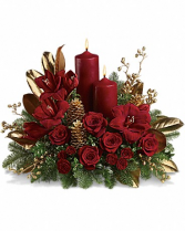 Candlelit Christmas Centerpiece