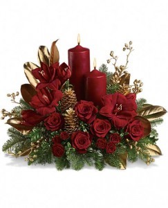 Candlelit Christmas Centerpiece