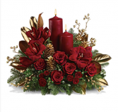 Candlelit Christmas Table centerpiece