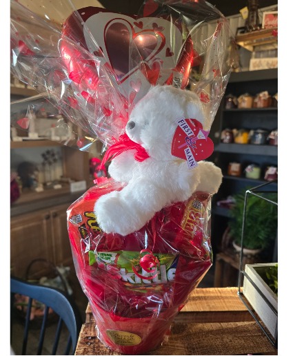 Candy Bouquet with Bear and balloon Gift items 